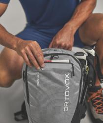 Batoh_Ortovox_Trace_Pure_20_grey_marble_6