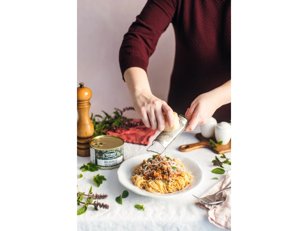 Bolognese_omacka_hotovky_z_plechovky_3