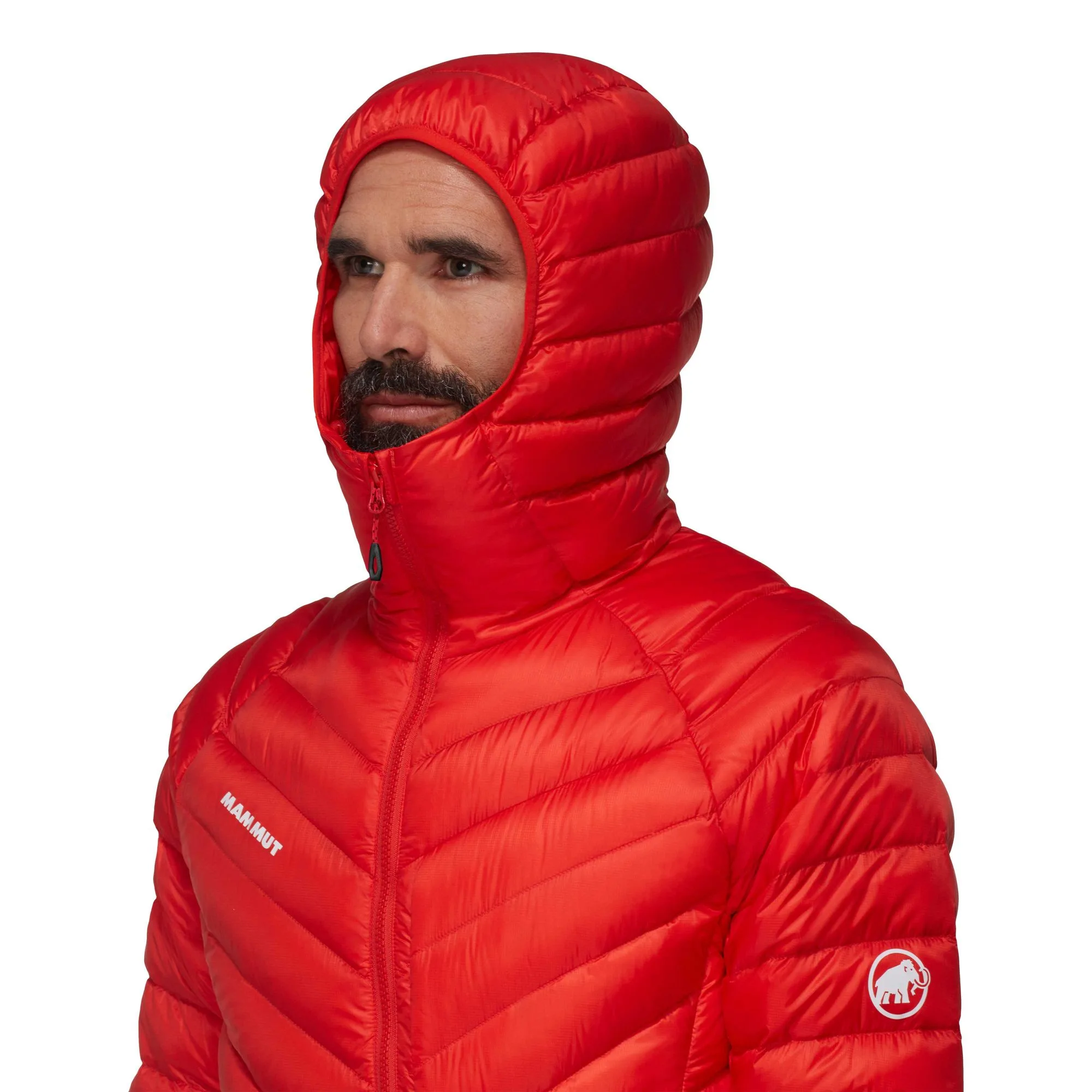 Bunda_Mammut_Broad_Peak_IN_Hooded_M_mammut_red_5