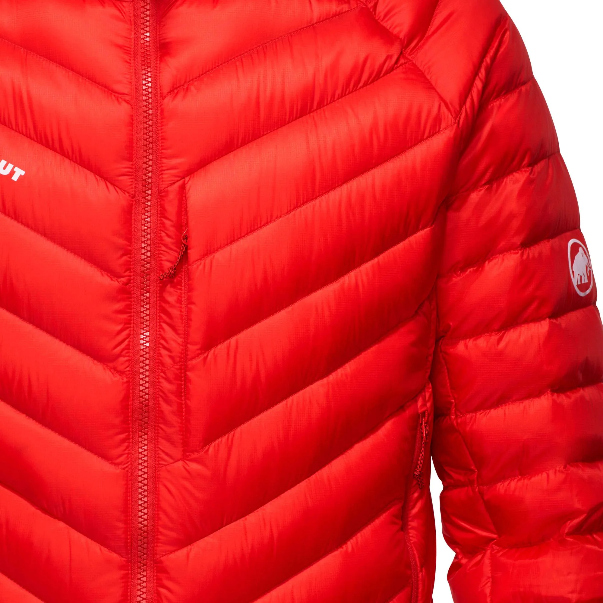 Bunda_Mammut_Broad_Peak_IN_Hooded_M_mammut_red_7