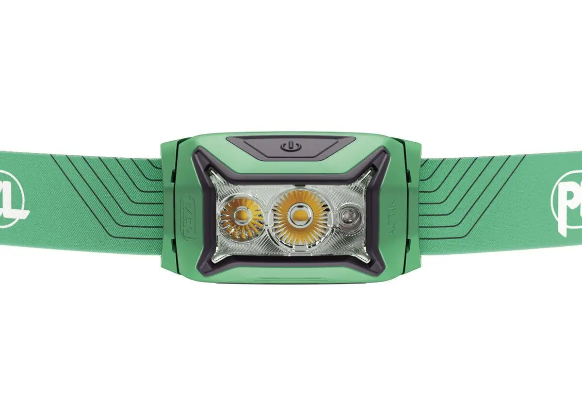 Celovka PETZL Actik zelena 2