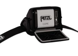 Celovka_Petzl_Actic_Core_625_black_5