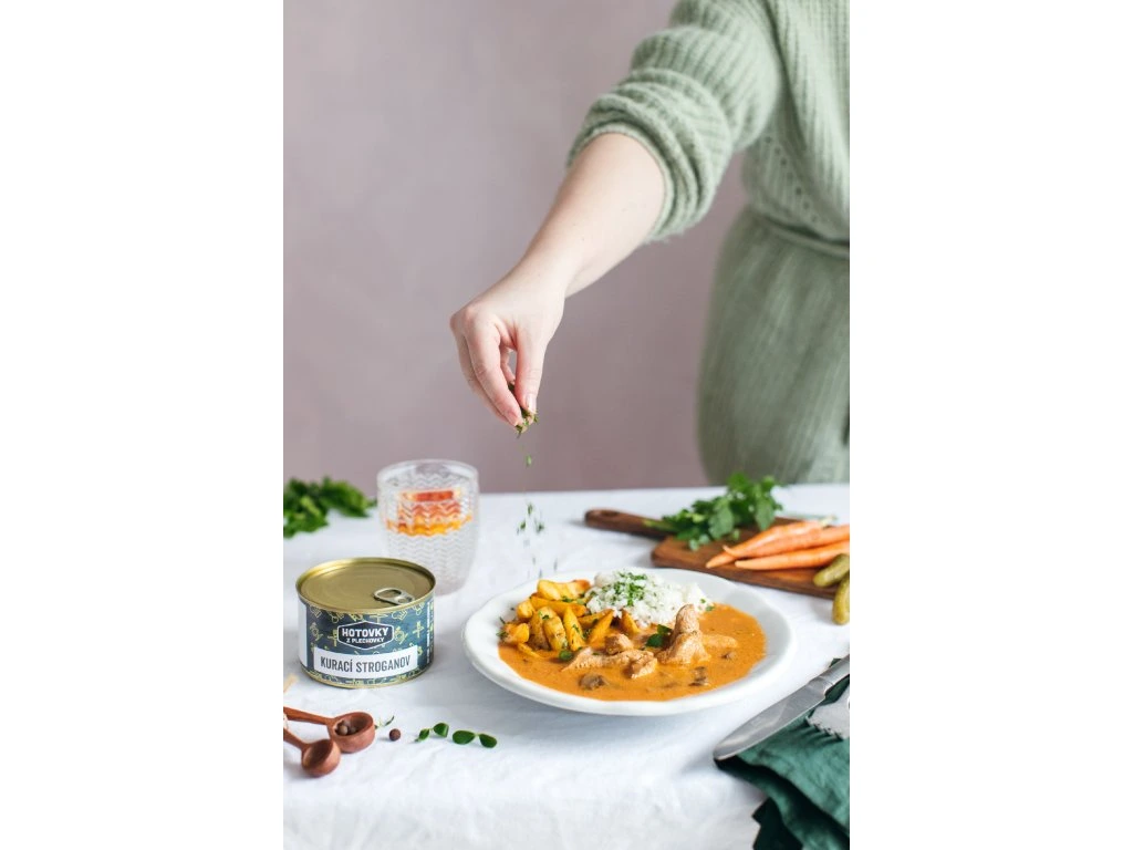 Kuraci_stroganov_Hotovky_z_plechovky_800g_3