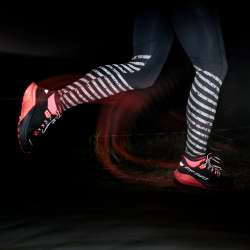 Leginy_Dynafit_Trail_Reflective_Tights_W_black_out_5