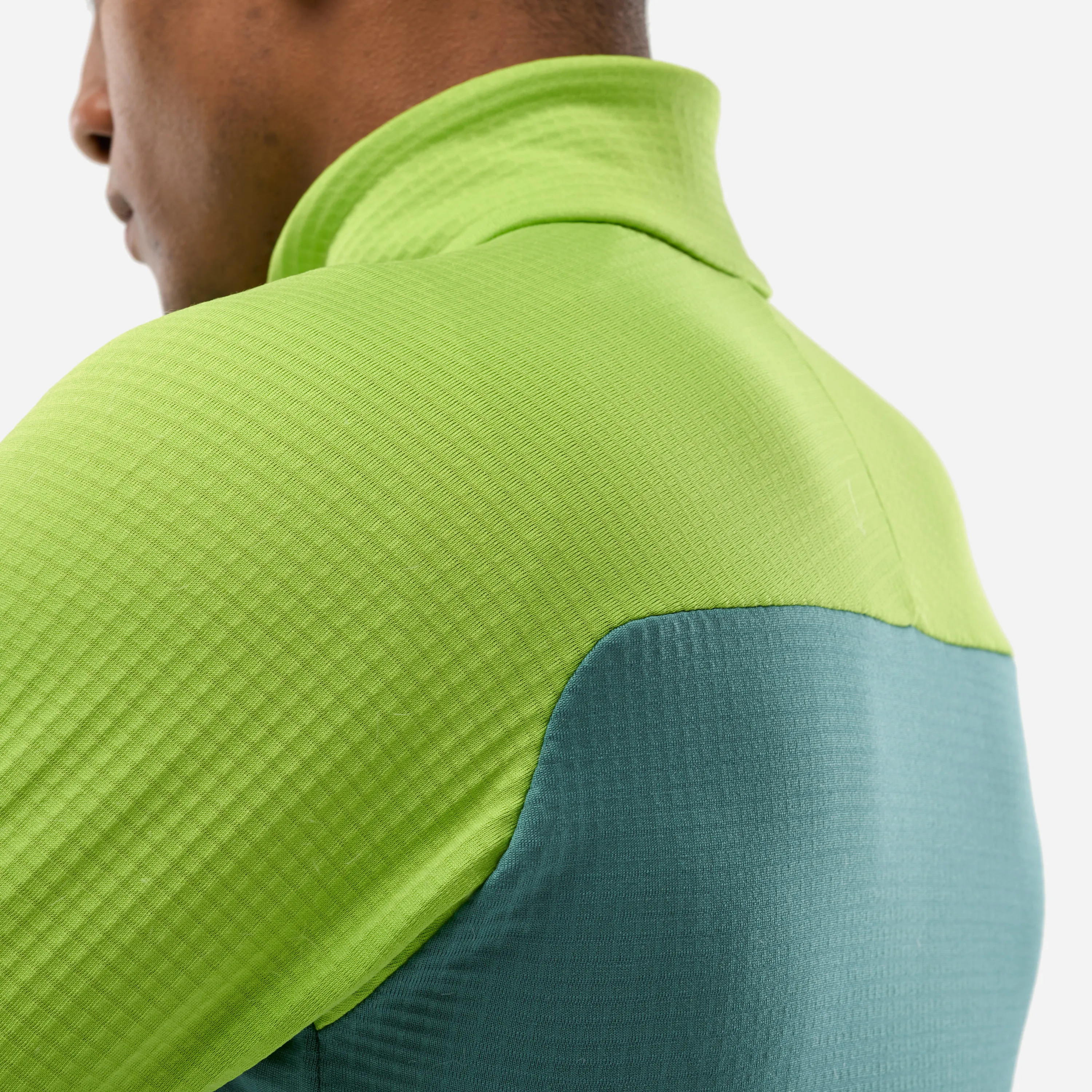 Mikina_Millet_Fusion_Grid_M_macaw_green_bottle_5 Mikina_Millet_Fusion_Grid_M_macaw_green_bottle_5