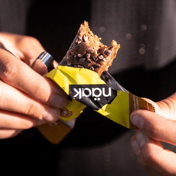 Tycinka_Naak_Energy_Bar_caramel_macchiato_50g_5