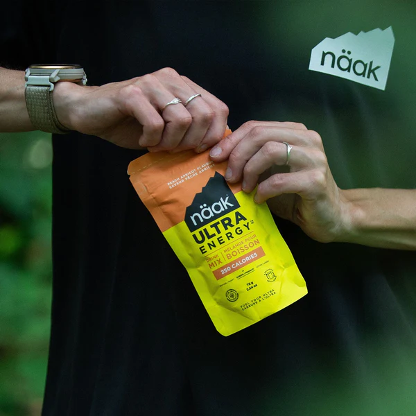 Napoj_Naak_Energy_Mix_peach_apricot_3