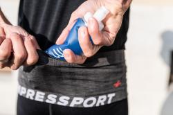Bezecky_opasok_Compressport_Free_Belt_black_5
