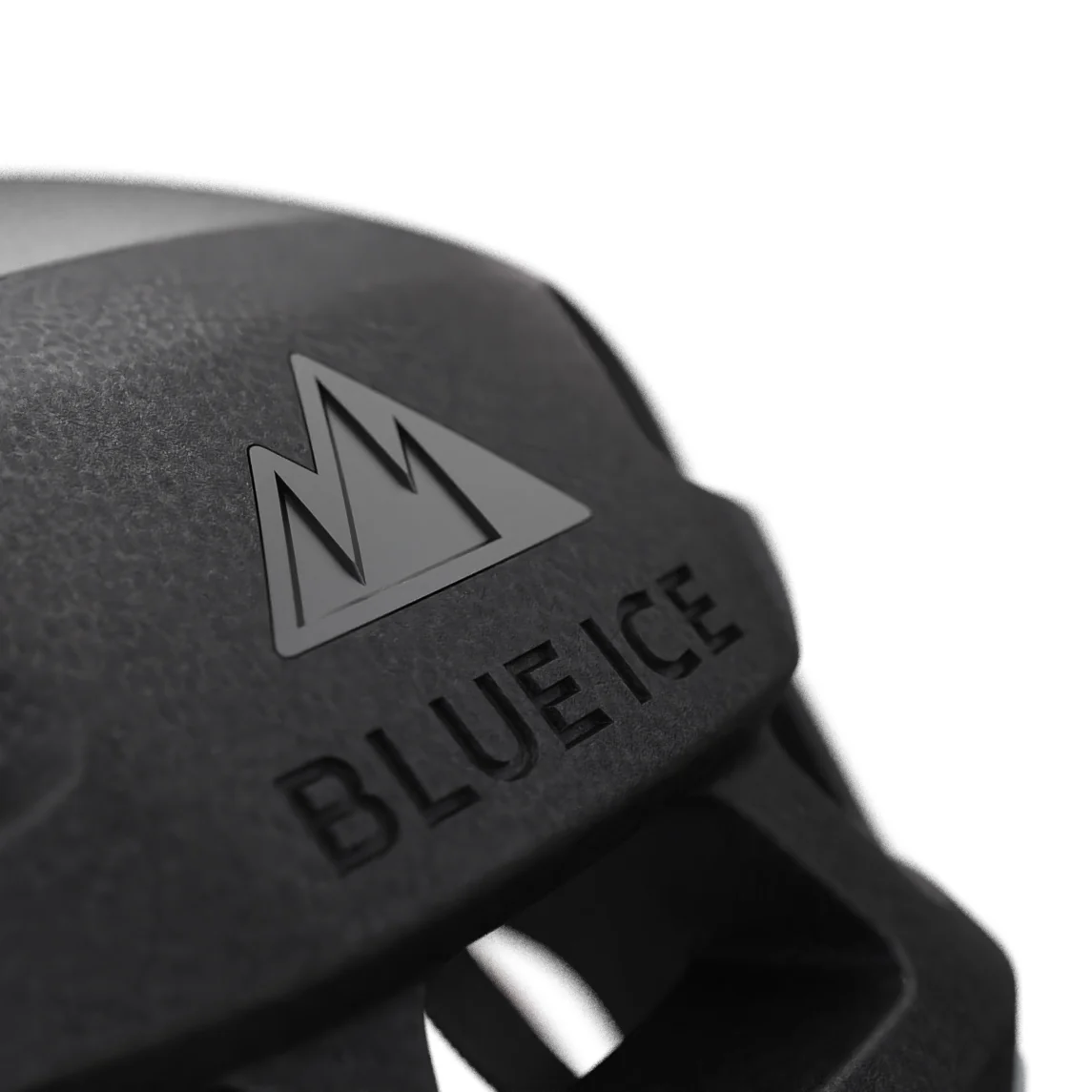 Prilba_Blue_Ice_Blast_black_4