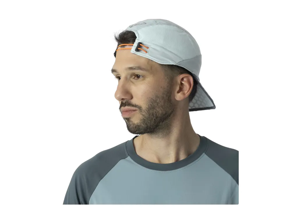 Siltovka_Dynafit_Ultra_Cooling_Cap_cloud_blue_2
