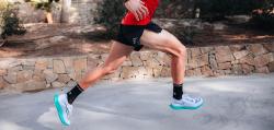 Sortky_Compressport_Racing_Split_Short_black_5