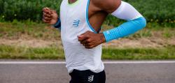Tielko_Compressport_Pro_Racing_Singlet_M_star_white_2