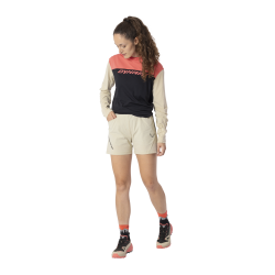 Tricko_Dynafit_Traverse_Sun_Hoody_W_black_out_cabana_2