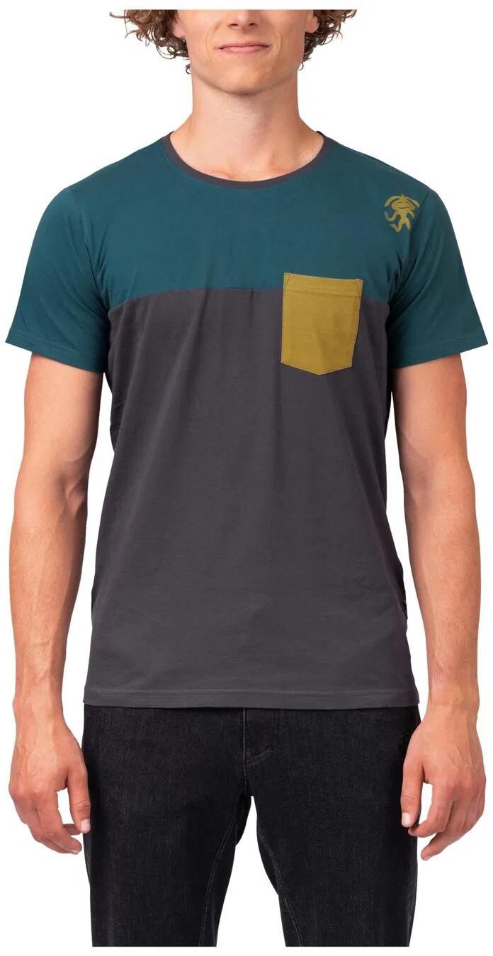 Tricko_Rafiki_Grab_LT_M_india_ink_tapestry_2