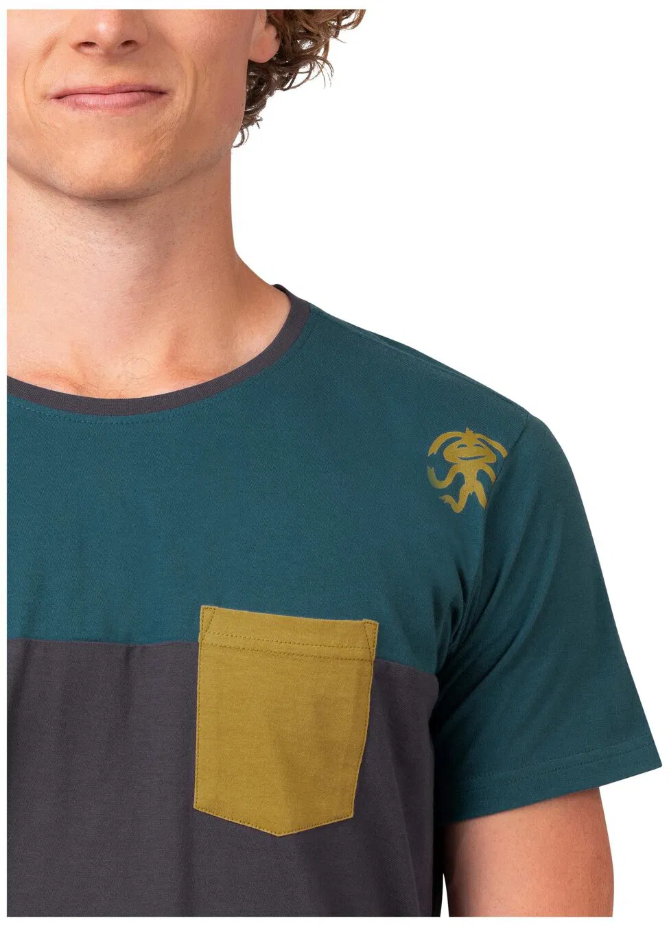 Tricko_Rafiki_Grab_LT_M_india_ink_tapestry_7