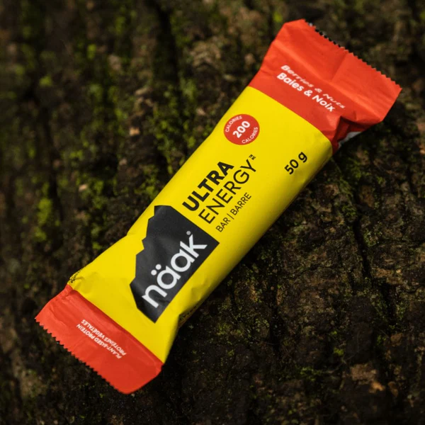 Tycinka_Naak_Energy_Bar_berries_nuts_3