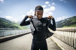 Vesta_Compressport_Hurricane_Windproof_Vest_black_3