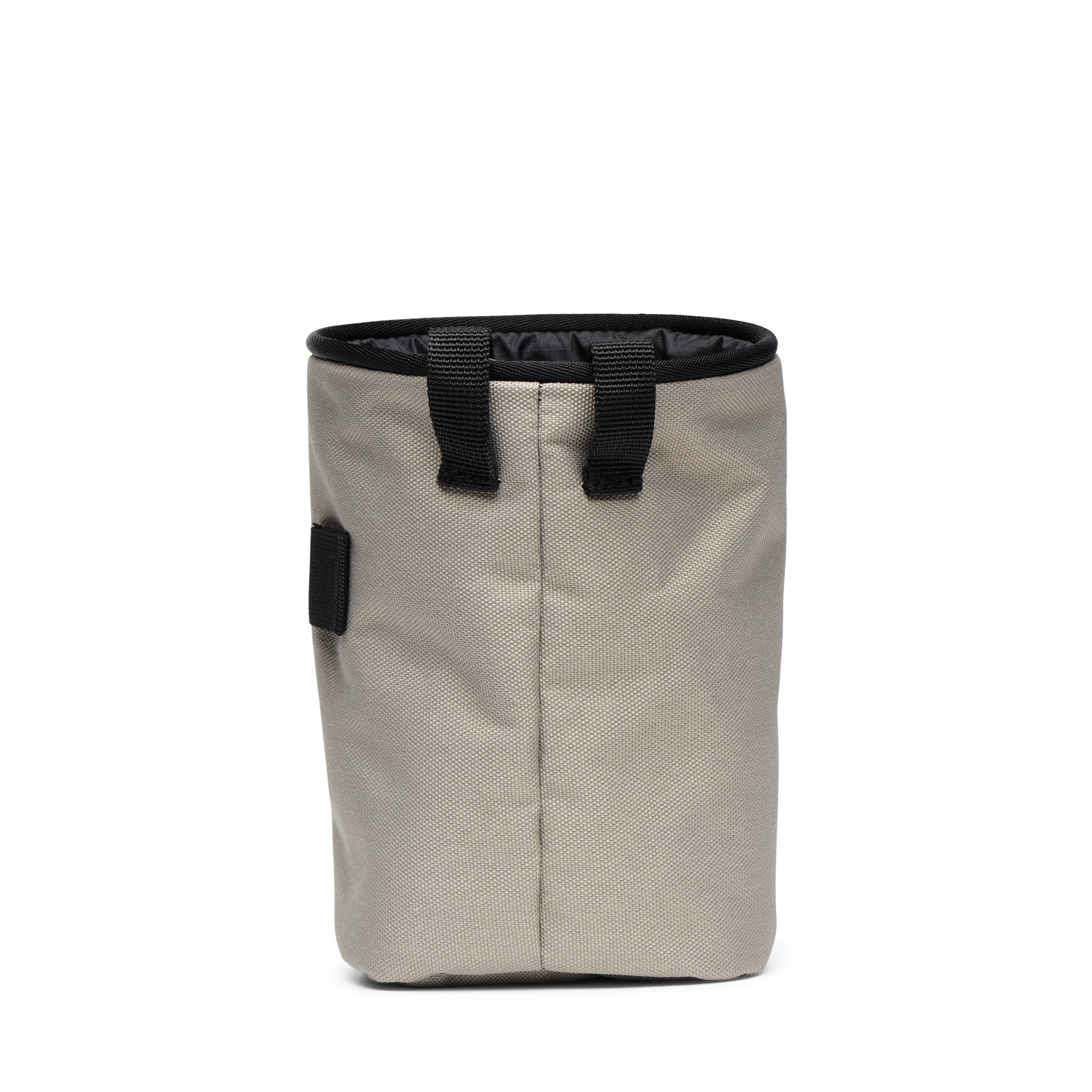 Vrecko_na_magnezium_Black_Diamond_moonstyle_2